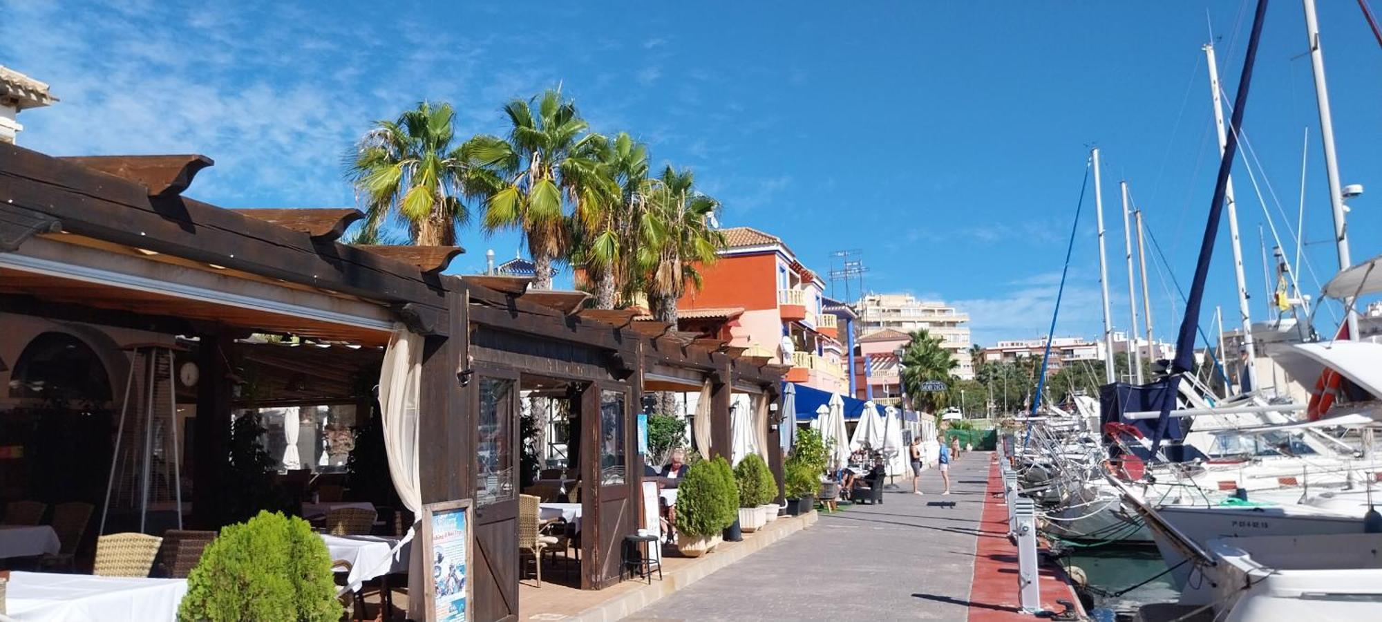 Luxury Apartment With Sea View Puerto Torrevieja Exterior photo